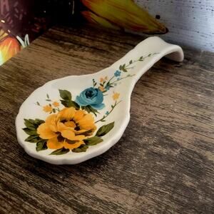 Pioneer Woman Rose Shadow Spoon Rest NWOT